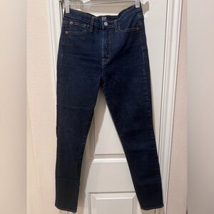 Women’s GAP True Skinny Jeans